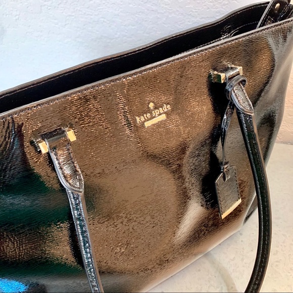 Kate Sade Patent Leather Tote with Zipper - Picture 2 of 7